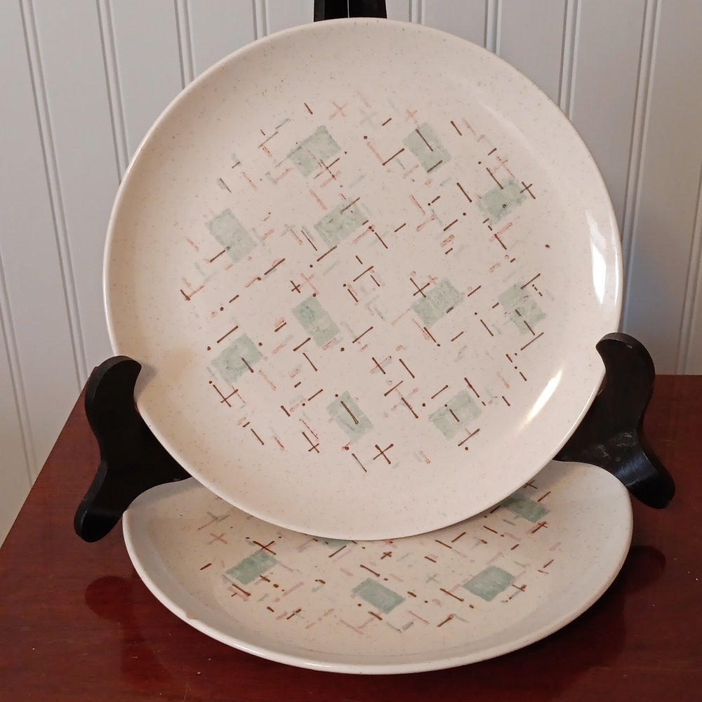 2 Vintage Heavenly Days Dinner Plates